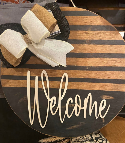 16" Round Wood Door Sign "welcome"