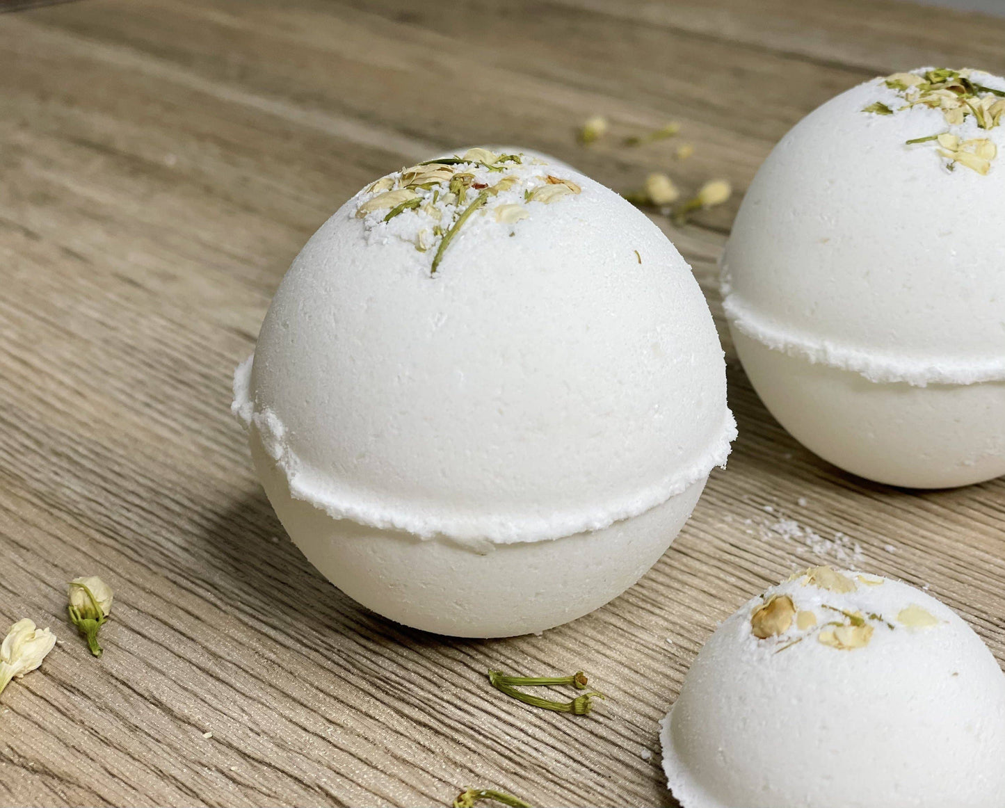 Organic Jasmine Bath Bomb