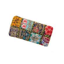 Load image into Gallery viewer, Jangali Sari Glasses Case

