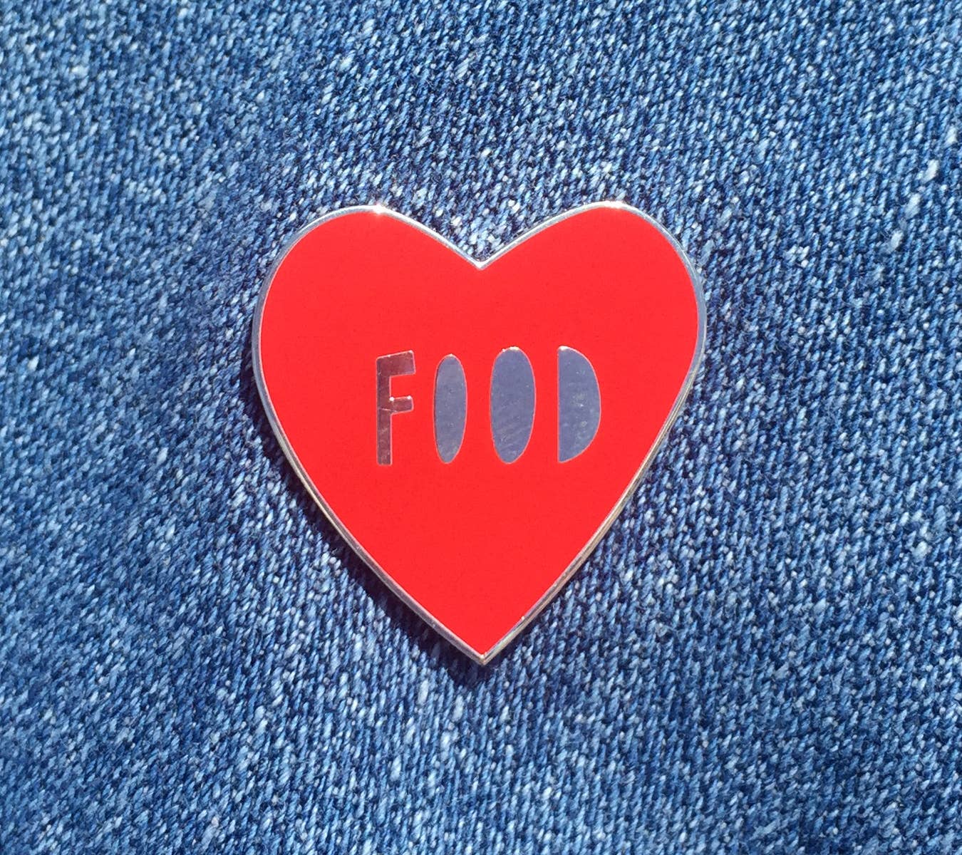 DNR Food Heart - enamel pin