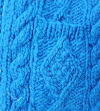 Load image into Gallery viewer, Hand Knit Wool cable Mitten
