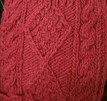 Load image into Gallery viewer, Hand Knit Wool cable Mitten

