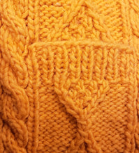 Load image into Gallery viewer, Hand Knit Wool cable Mitten
