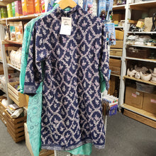 Load image into Gallery viewer, Recycled Sari Silk Shirt with Western Collar
