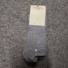 Load image into Gallery viewer, SS Adult Ankle Socks that Save Dogs
