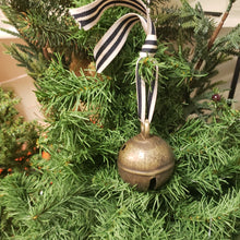 Load image into Gallery viewer, Vintage Brass Bell &amp; Shell Ornaments
