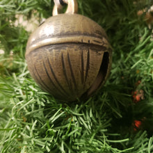 Load image into Gallery viewer, Vintage Brass Bell &amp; Shell Ornaments
