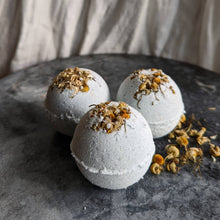 Load image into Gallery viewer, Refresh | Natural Bath Bomb

