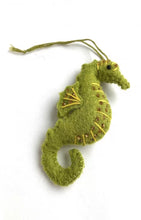 Load image into Gallery viewer, Colorful Felt Animal Ornament
