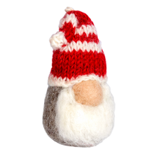Load image into Gallery viewer, Felt Ornament: Stand Along Gnomes
