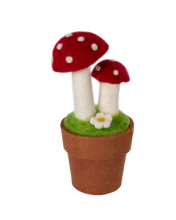 Load image into Gallery viewer, Potted Plant: Mushroom
