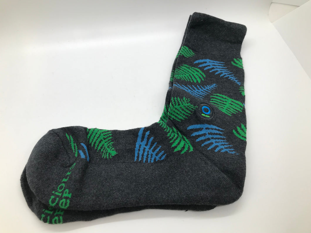 Adult Socks that Protect the Planet
