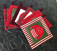 Load image into Gallery viewer, Holiday Potholder/Hot Pad

