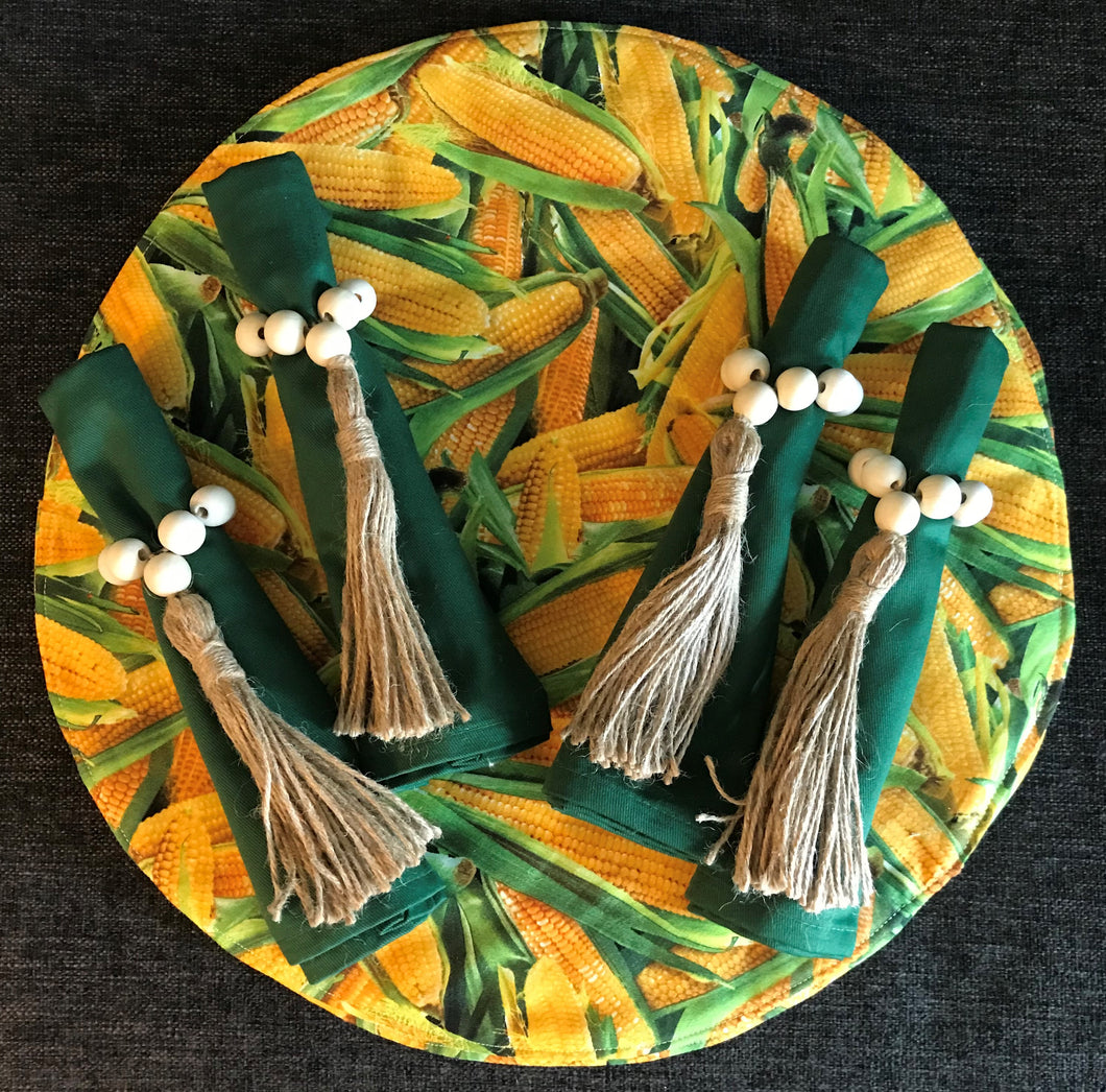 Corn Cob Placemat with napkins and napkin rings