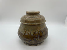 Load image into Gallery viewer, Otter Road Lidded Pot
