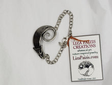Load image into Gallery viewer, Liza Paizis Large Cat Bracelet
