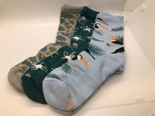 Load image into Gallery viewer, Kids Socks that Protect Rainforests
