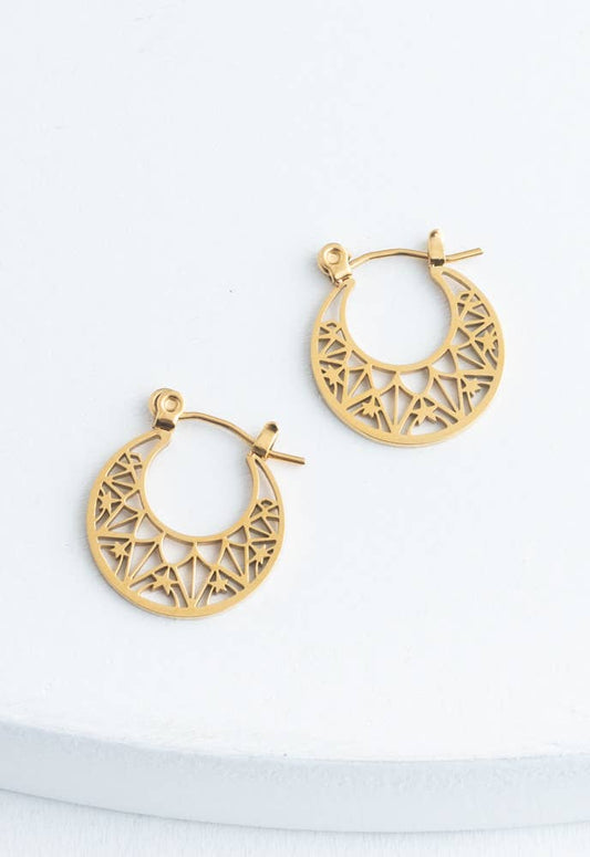 Wreath Earrings in Gold