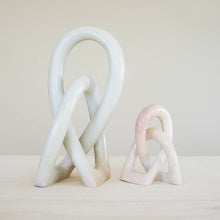 Load image into Gallery viewer, Wedding Knot - Natural - 4&quot;
