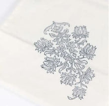 Load image into Gallery viewer, Elegant Evening Napkin
