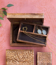 Load image into Gallery viewer, Aranyani Jewelry Box
