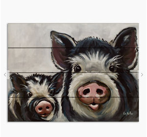 Mom & Baby Pig Pallet